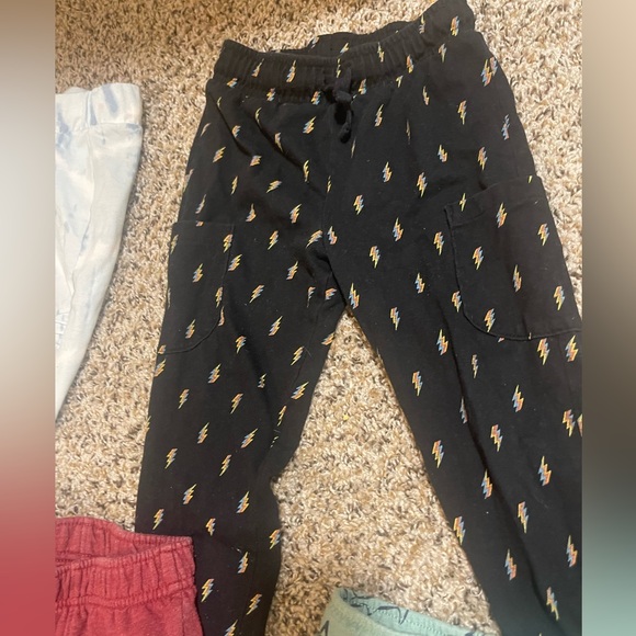Cat & Jack Bundle 4 Sweatpants 2 Shorts - Picture 2 of 6